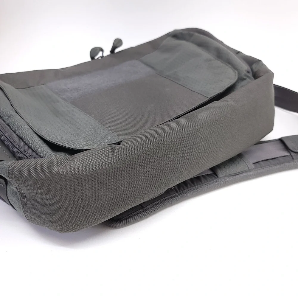 Maxpedition AGR Tactical Skyvale EDC Messenger Ripstop Military‎ Laptop Bag Gray